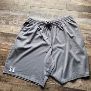 🎉 2/$25 UA Under Armour Shorts Raid 10" Solid Gray Loose Fit Drawstring Workout